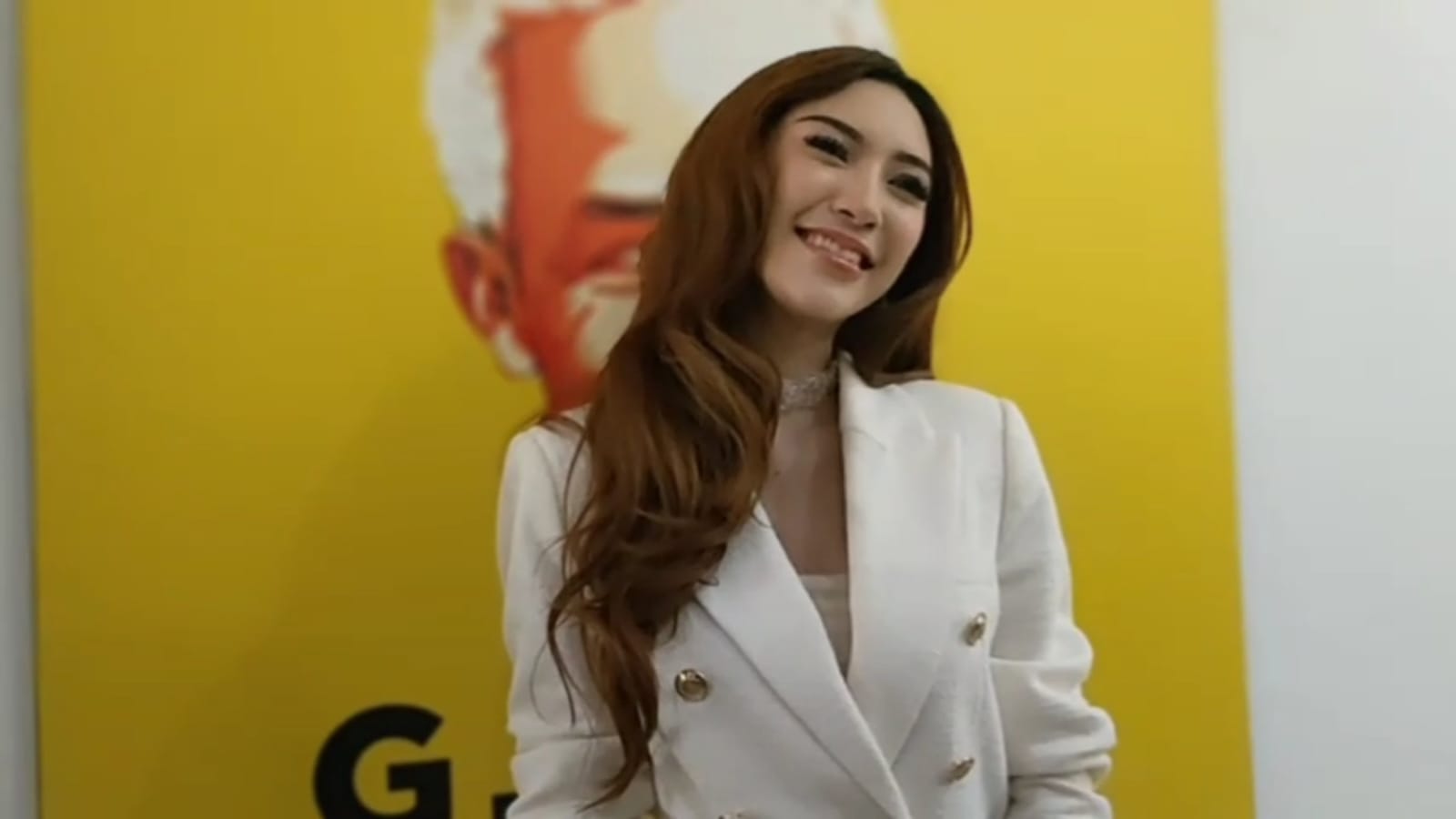 Lagu “Pak Ganjar Satu” Mendapat Pujian Ganjar Pranowo, Icha Christy Bangga