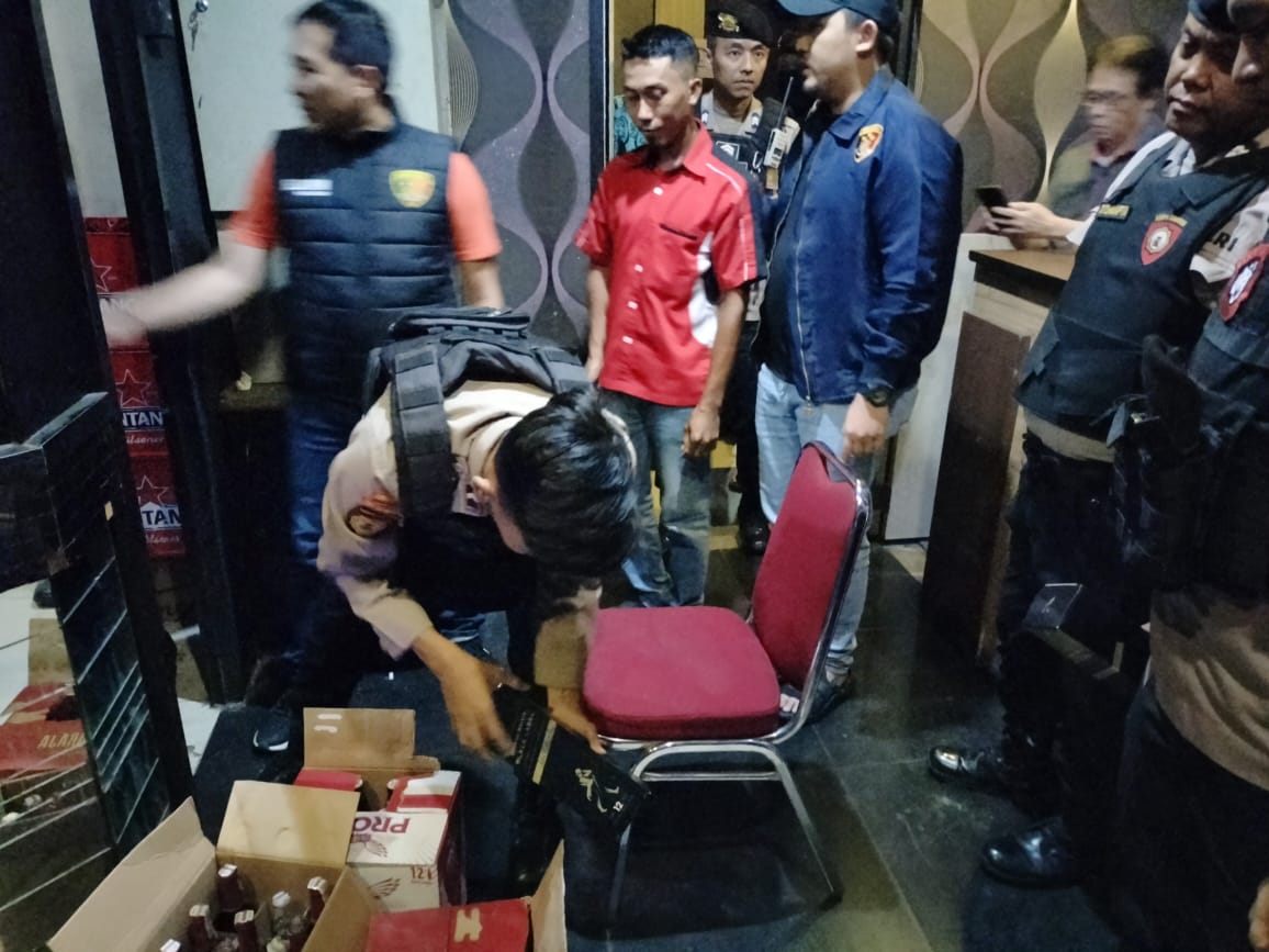 Dalam Operasi Pekat Maung 2023, Ratusan Minuman Keras Diamankan Satreskrim Polres Cilegon