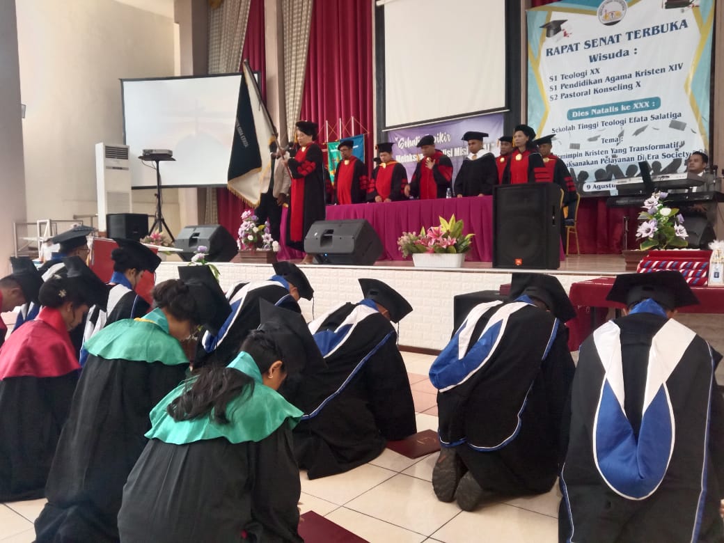 DIESNATALIS KE 30 STT EFATA SALATIGA 2023 DAN WISUDA S1 SERTA PASCASARJANA STT EFATA