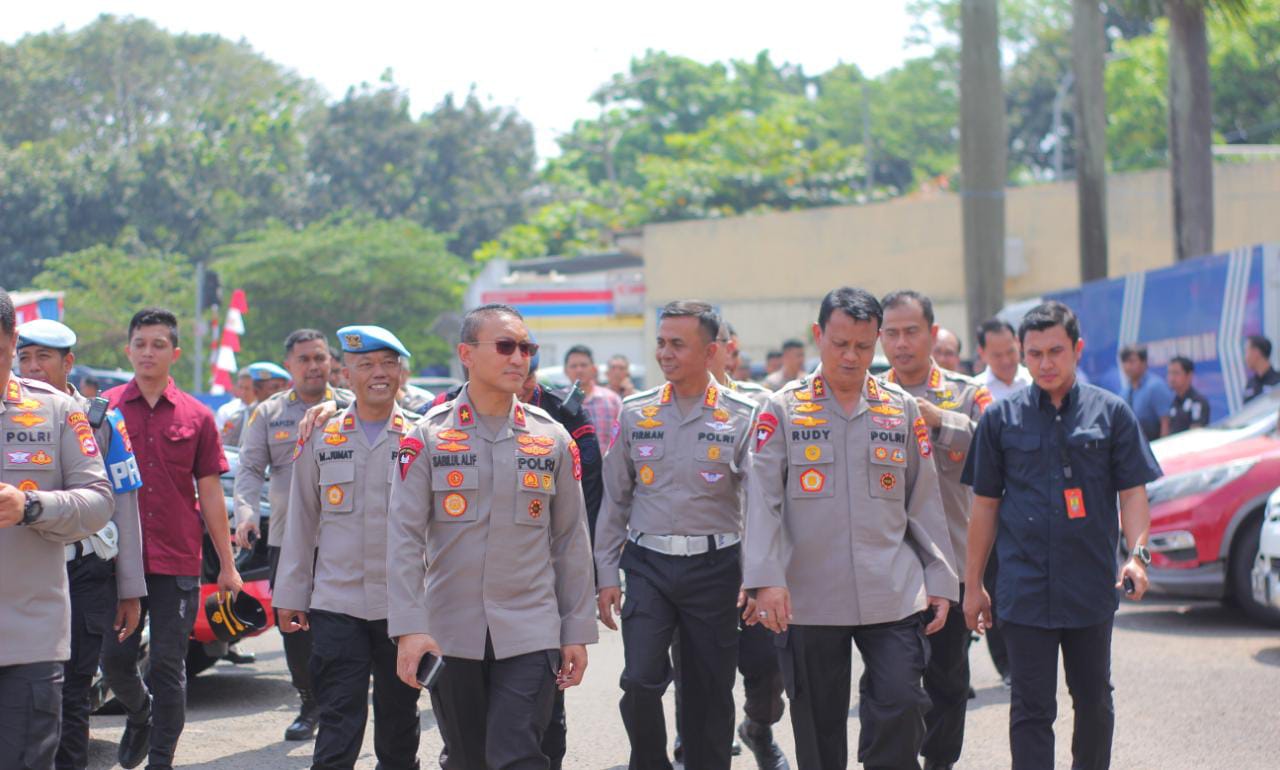Tingkatkan Kepercayaan Masyarakat, Kapolda Banten Cek Pelayanan di Polres Cilegon