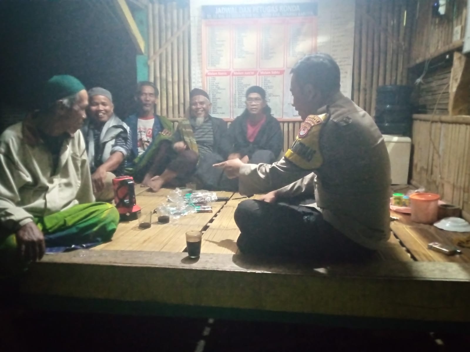 Binkamsa dan Silaturahmi Bhabinkamtibmas Polsek Petir Polres Serang Dalam Menyampaikan Pesan Kamtibmas