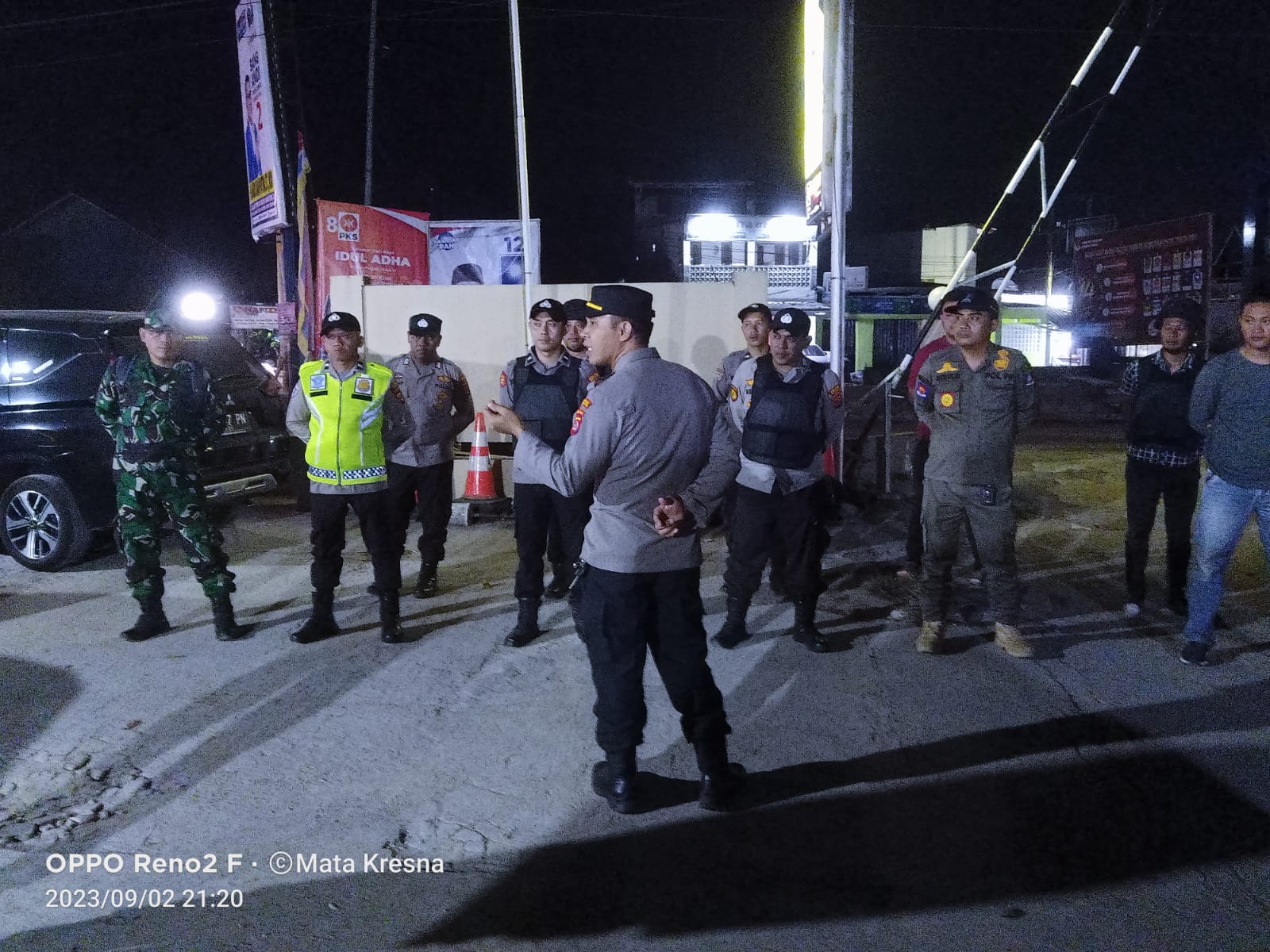 Apel Patroli KRYD Skala Besar Gabungan Tiga Pilar Kec. Petir dan Kec. Tunjung Teja Di Polsek Petir Polres Serang