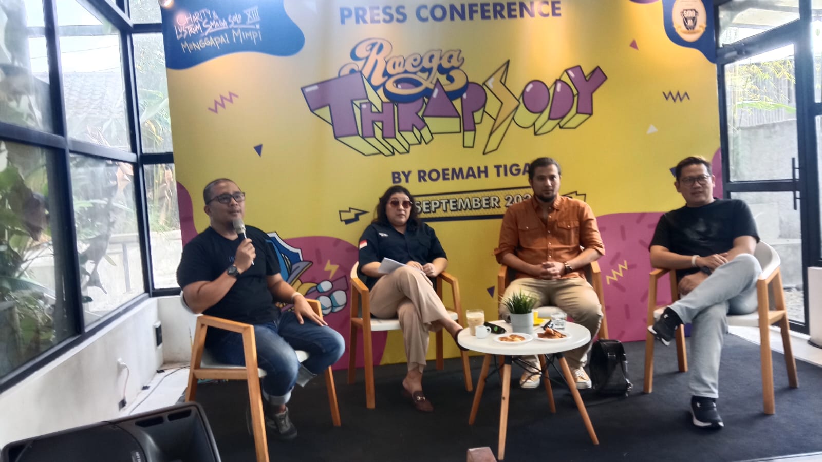 Roega Thrapsody : Ajang Kreatifitas Dan Cinta Dunia Pendidikan, Bersatu Dalam Tindakan Nyata.