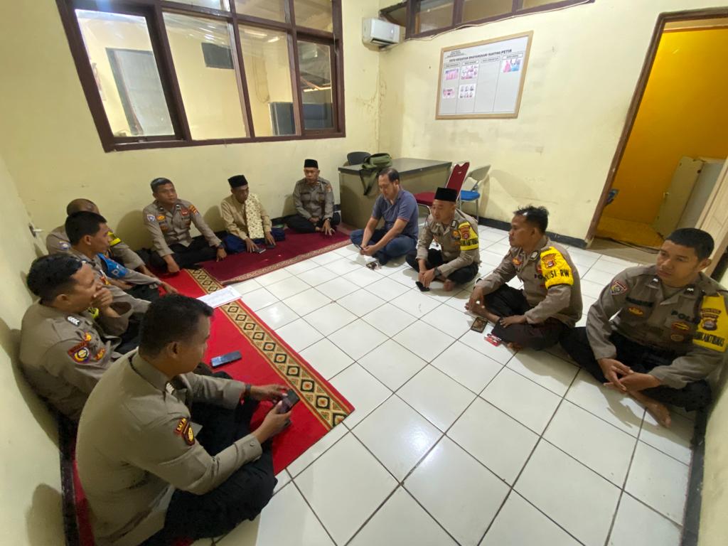 Pengajian Rutin Mingguan Dan Binrohtal Anggota Polsek Petir Polres Serang