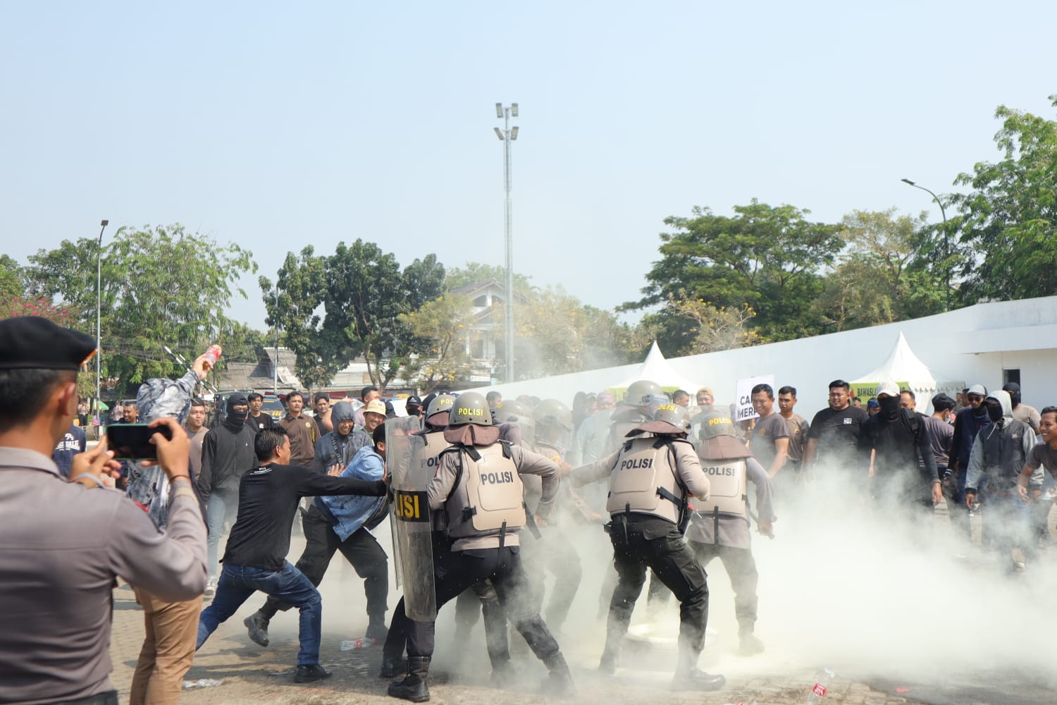 Disaksikan Forkopimda Karawang,Polres Karawang Gelar Simulasi PAM Pemilu 2024