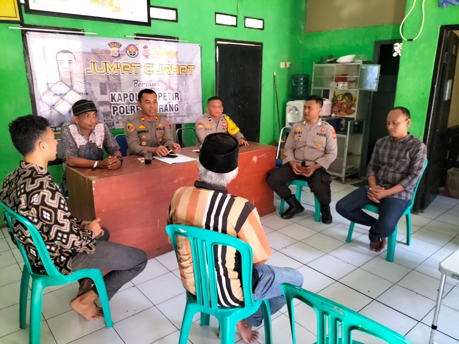 Tampung Aspirasi Masyarakat Dengan Kegiatan Jum’at Curhat Presisi Polsek Petir Polres Serang