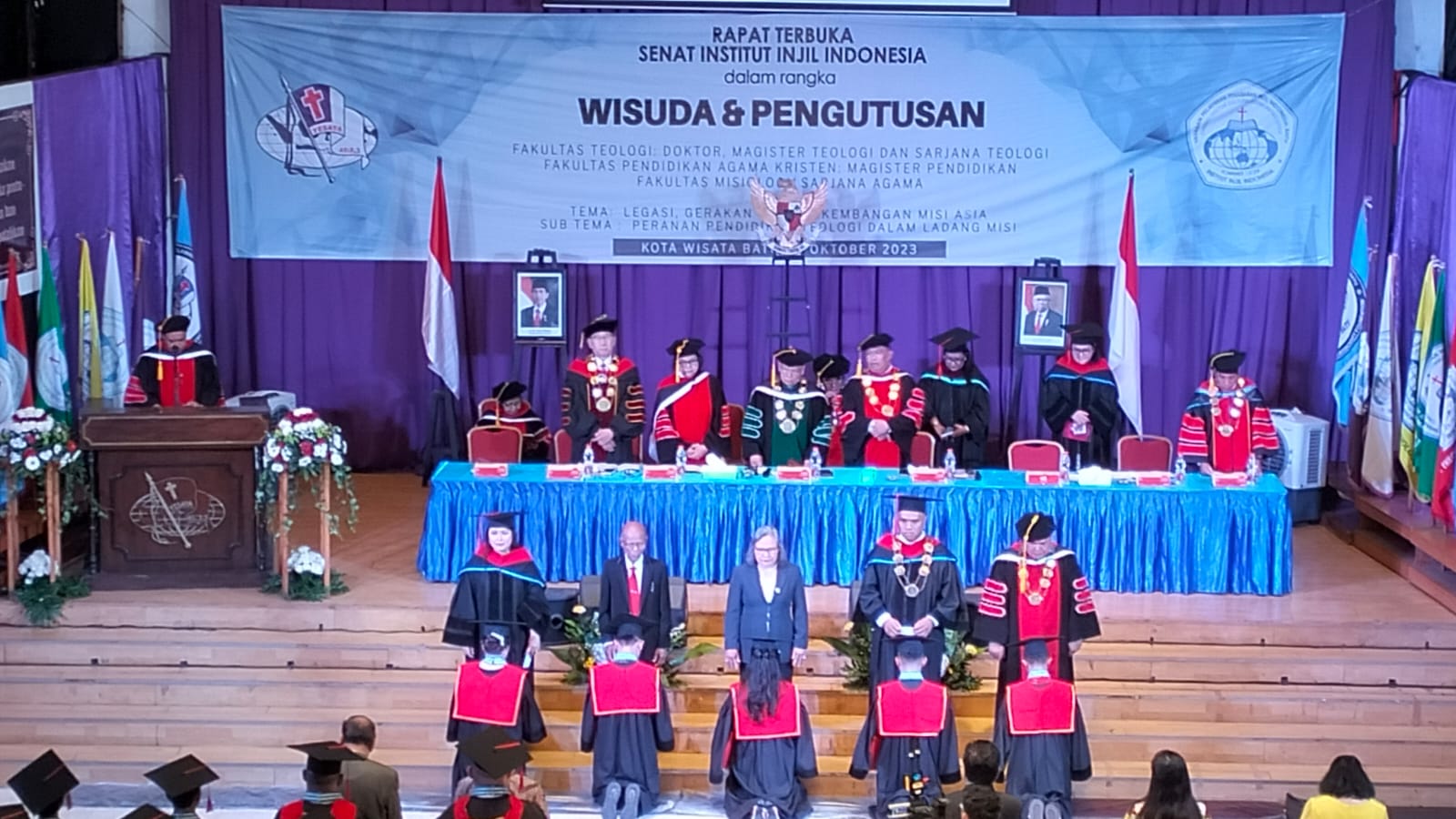 WISUDA INSTITUT INJIL INDONESIA