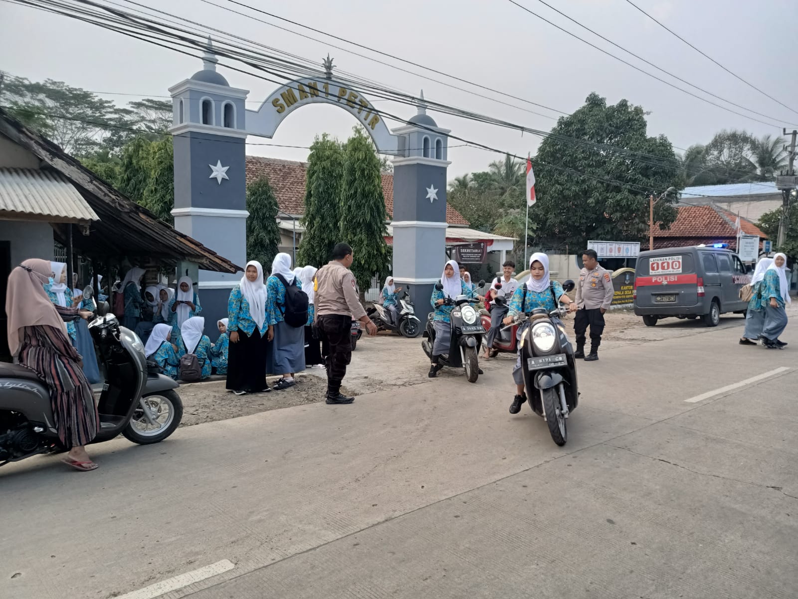 Patroli Dialogis KRYD Antisipasi Tawuran Pelajar Dan Kriminalitas Oleh Anggota Polsek Petir Polres Serang
