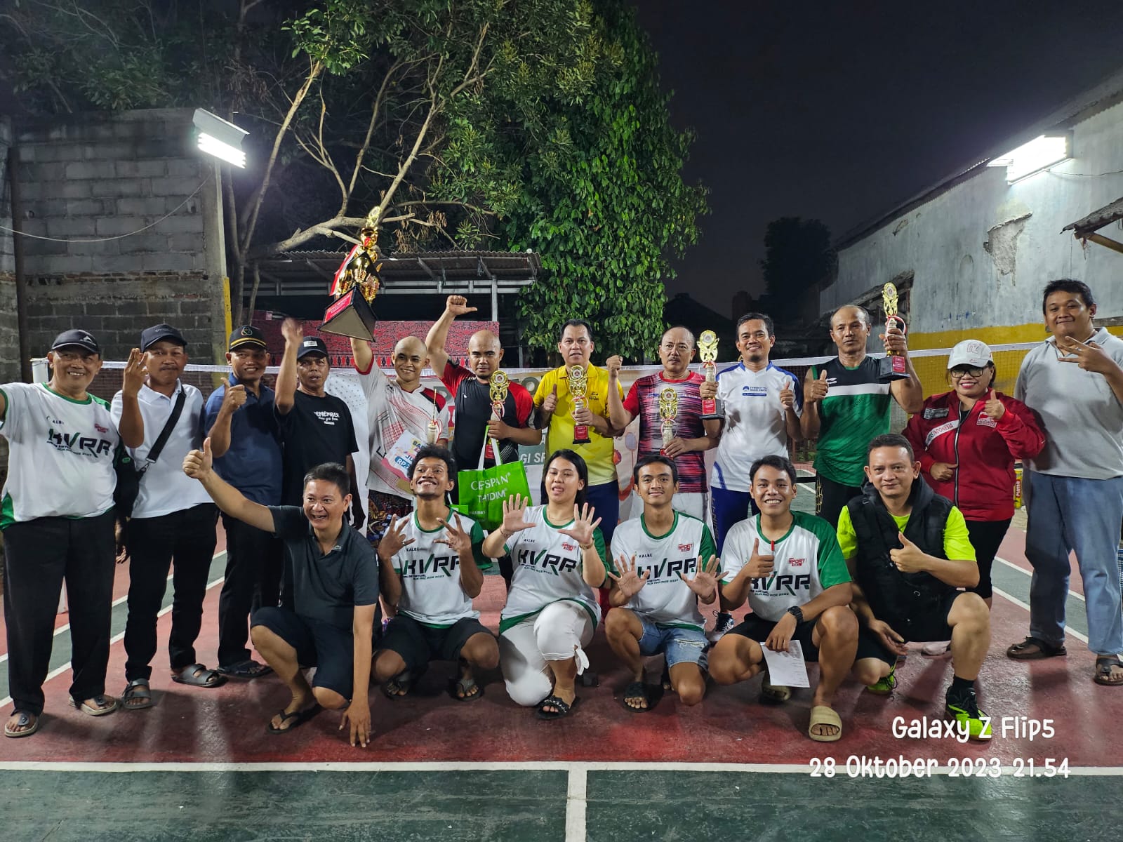 DPC PSI Pondok Melati Bekerjasama dengan Karangtaruna RW.004 gelar Turnamen Bulutangkis antar RT