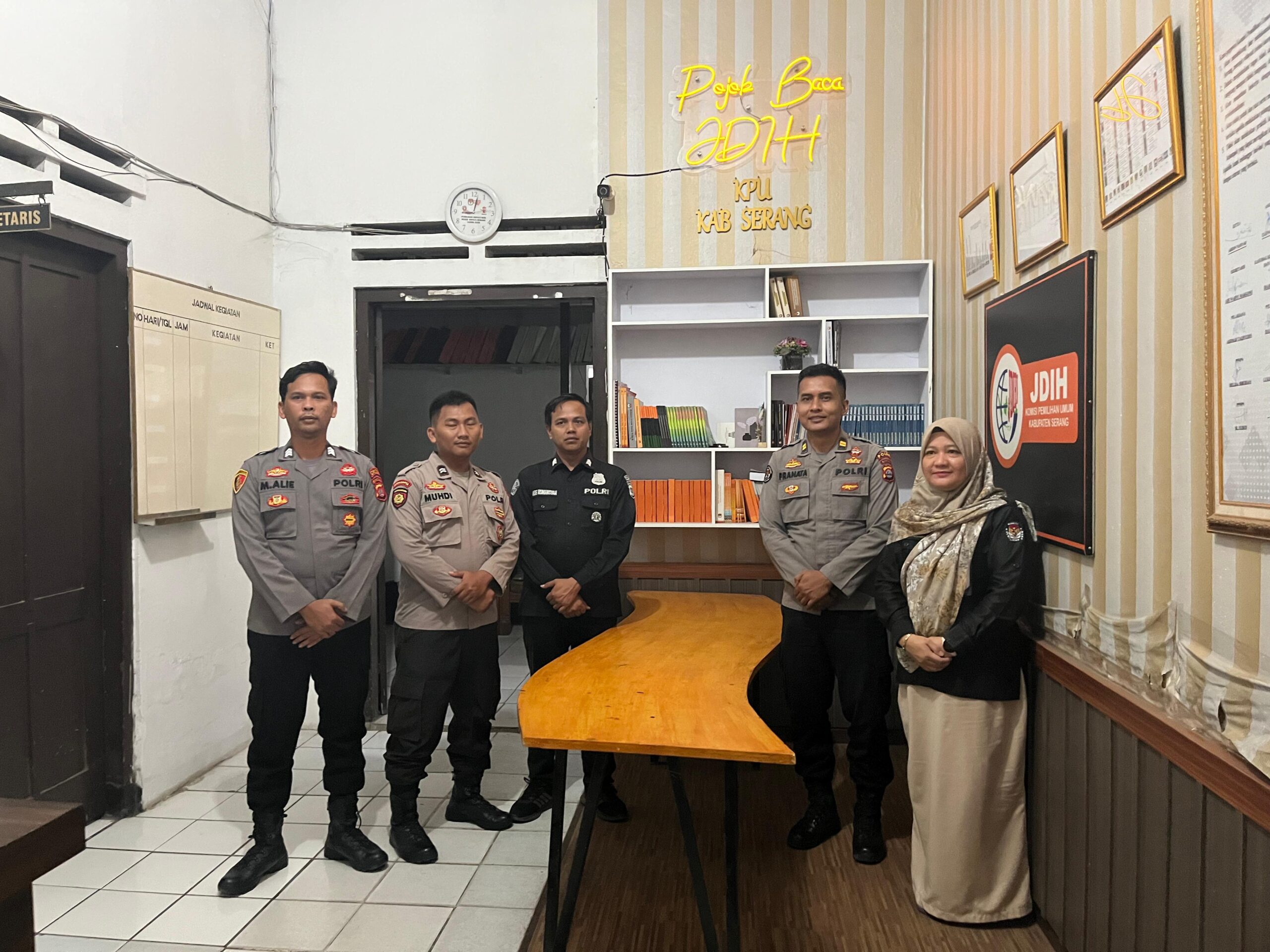 Polda Banten Cek Kesiagaan Personel Dalam Pengamanan KPU di Kabupaten Serang