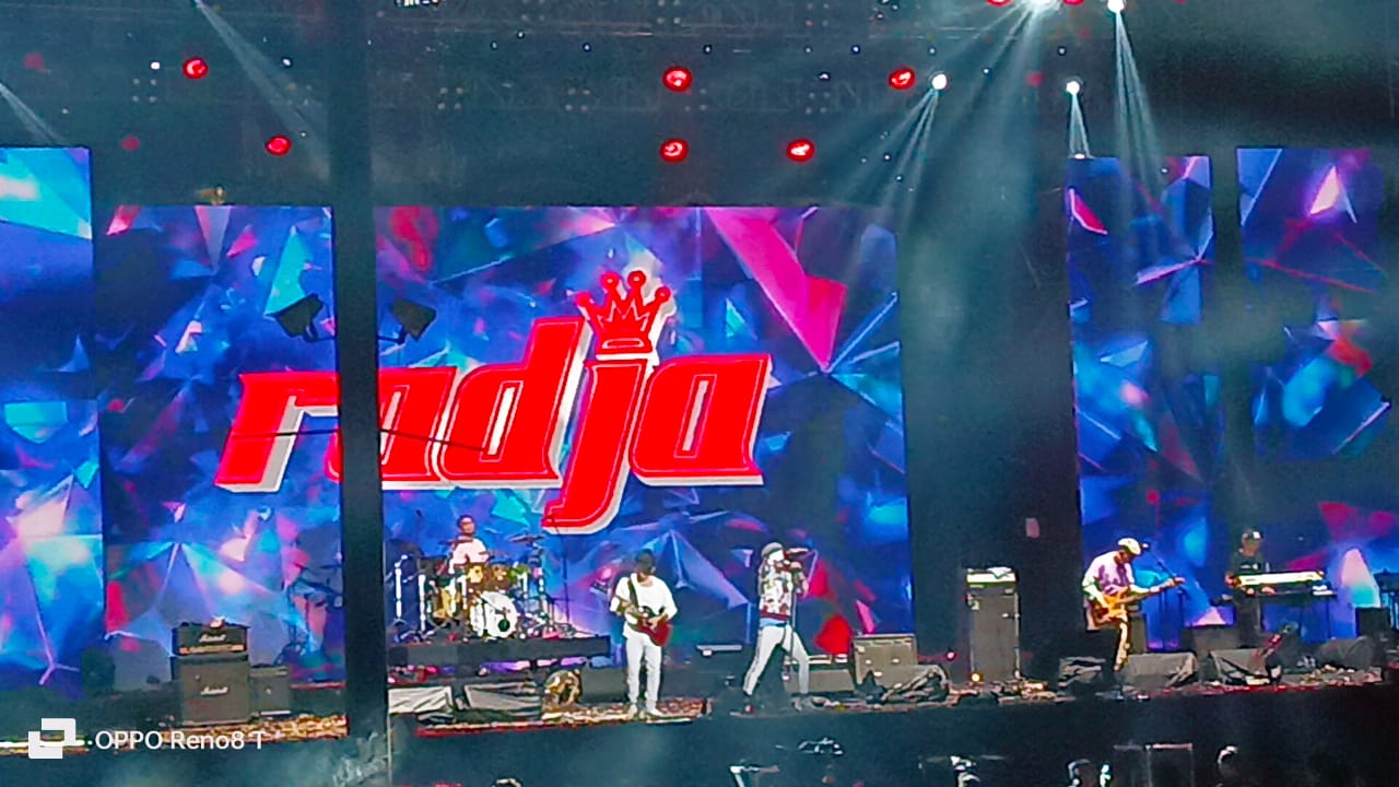 Gigi, Vina Panduwinata,Radja Menjadi Penutup Gemilang Event Remember November