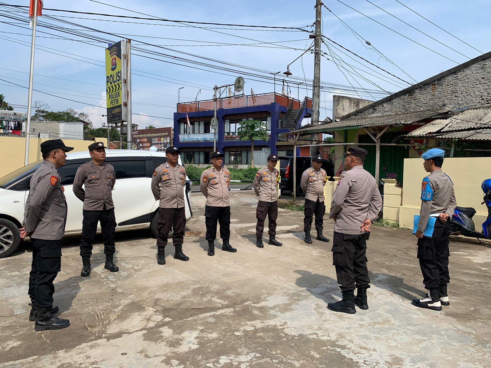 Awali Kegiatan Dengan Doa Apel Pagi Di Mako Polsek Petir Polres Serang