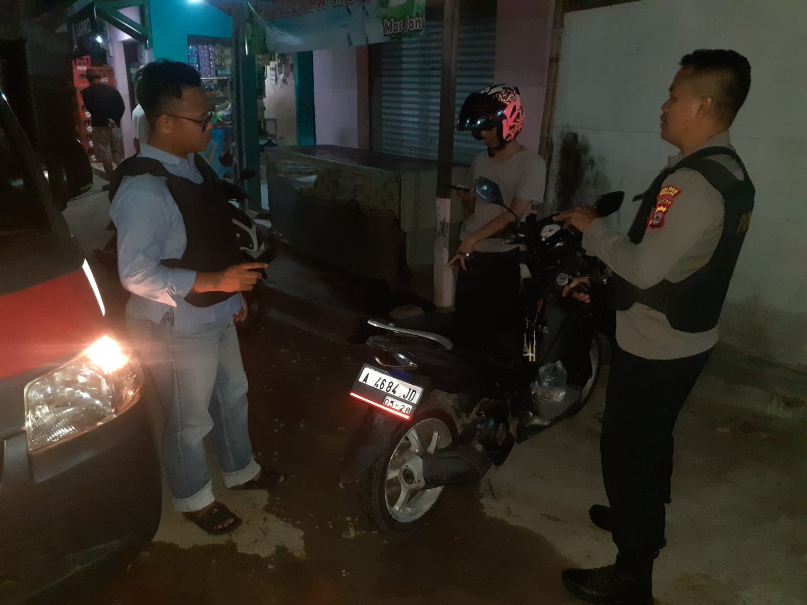 Menekan Balapan Liar Dan Tawuran Serta Kriminalitas Dengan Blue Light Patrol Samapta Polsek Petir Polres Serang