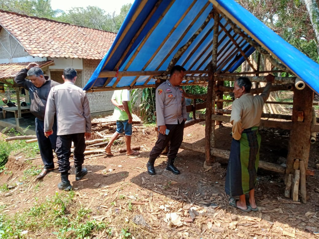 Go Lokasi Cek TKP Pencurian Kerbau Oleh KA SPK Beserta Anggota Polsek Petir Polres Serang