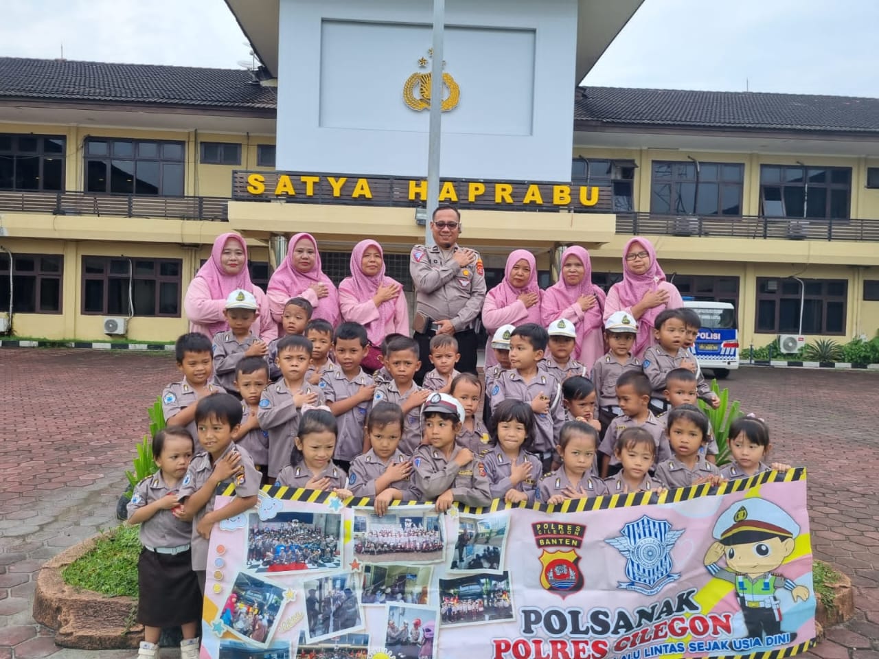 Program Polisi Sahabat Anak, Dekatkan Polisi dan Anak Sejak Dini