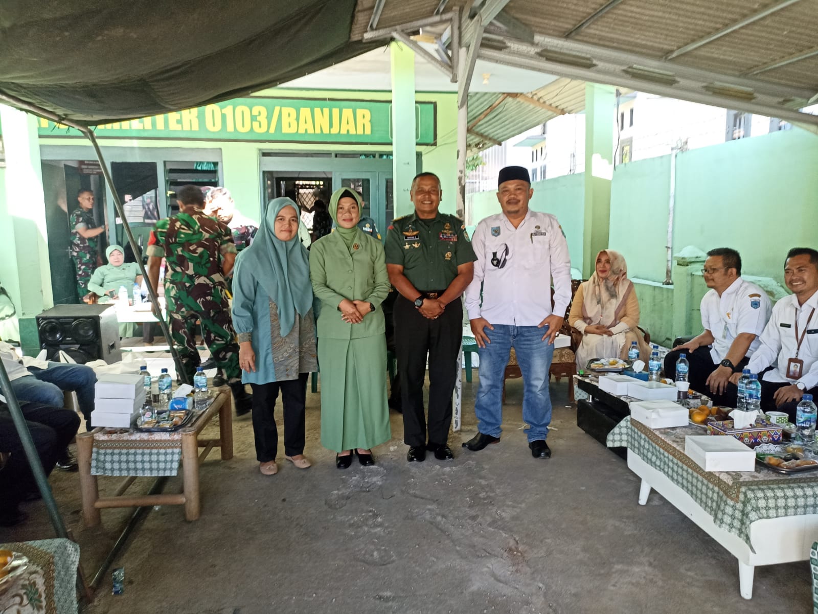 Syafardi Singa Wiharja Kades Wirasinga Hadiri Pisah Sambut Komandan Koramil 0103/Banjar