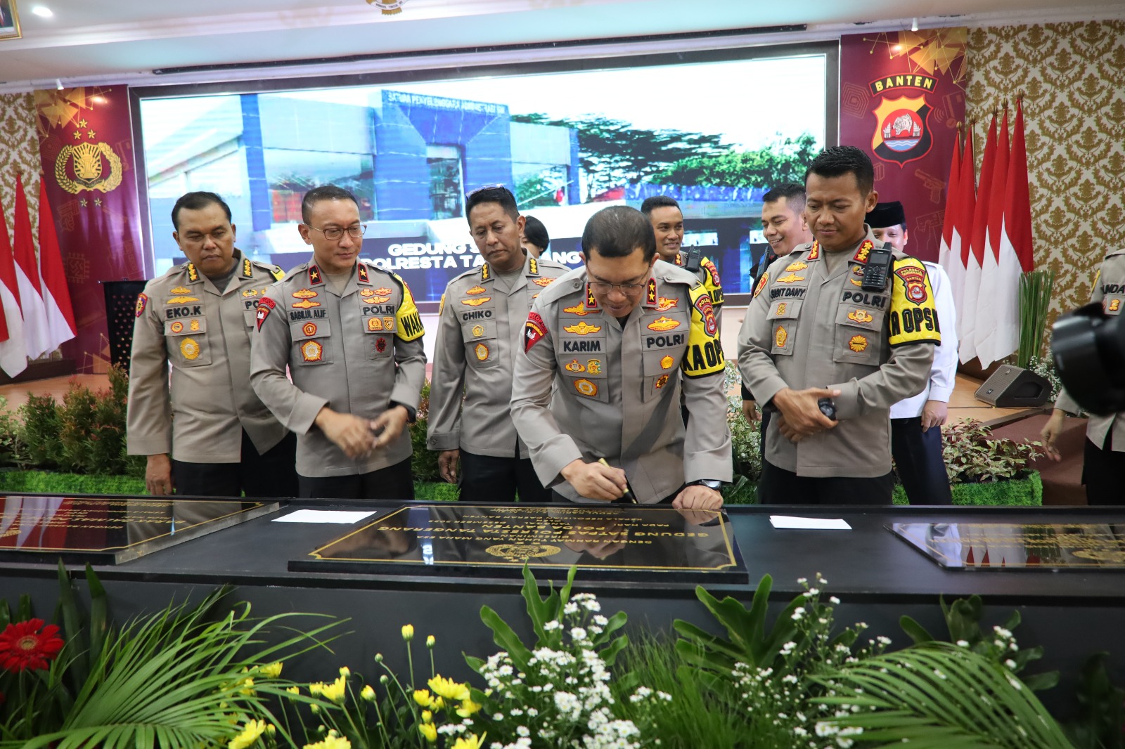 Kapolda Banten Resmikan Pembangunan Gedung Serentak di Polda Banten dan Jajaran