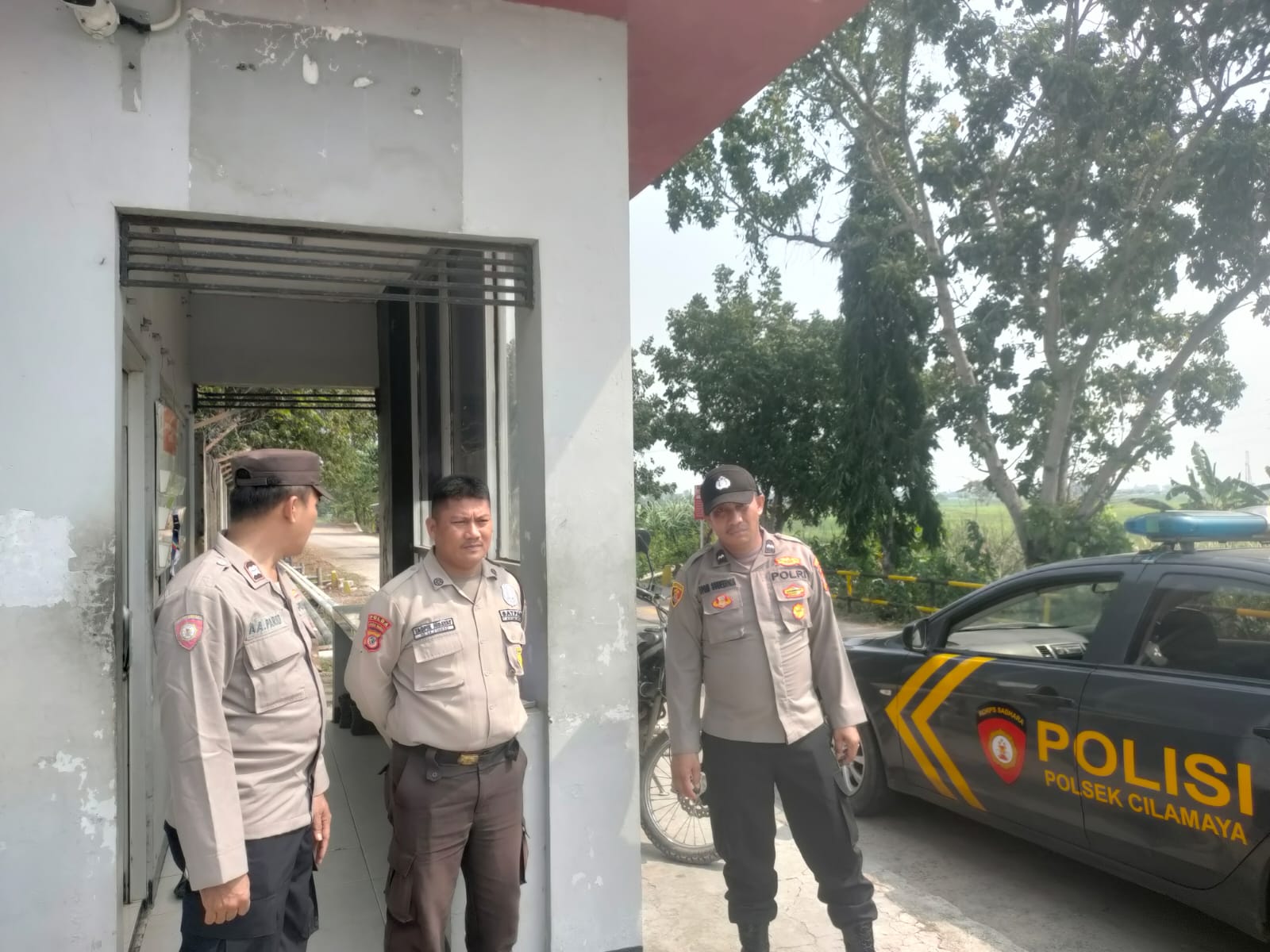 Polres Karawang, Pastikan Obvit Aman Patroli Połsek Cilamaya Pantau Pertamina EP Pasirrukem
