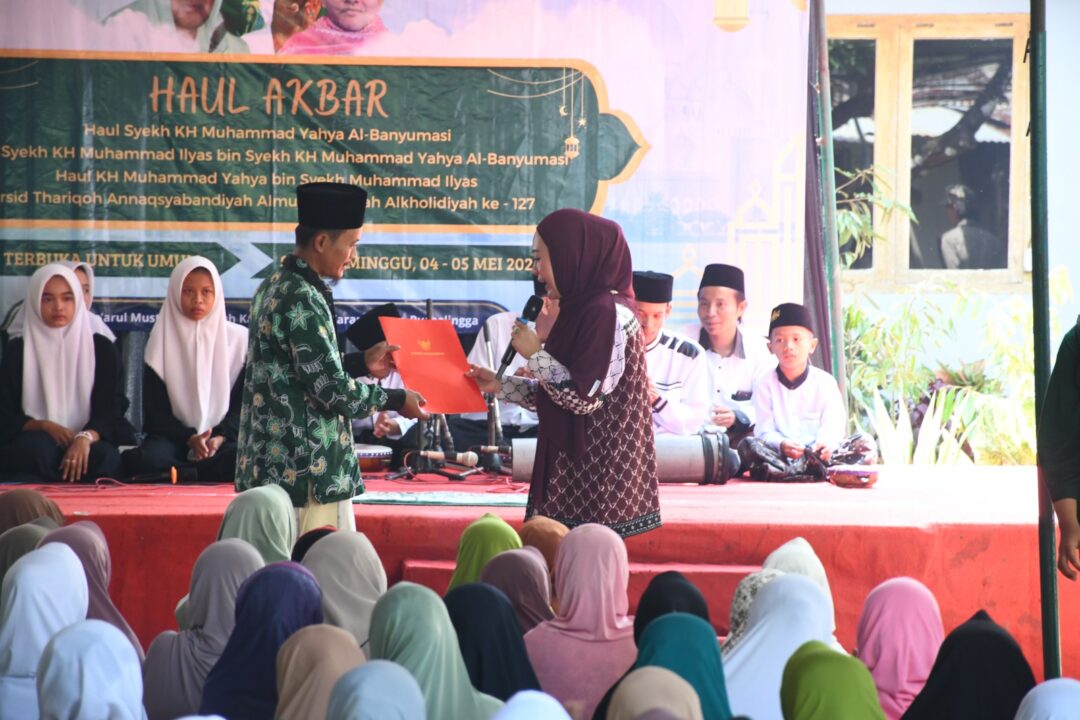 HADIRI HALAL BIHALAL JAM’IYYAH THARIQOH, BUPATI TIWI AJAK PERKUAT SINERGITAS