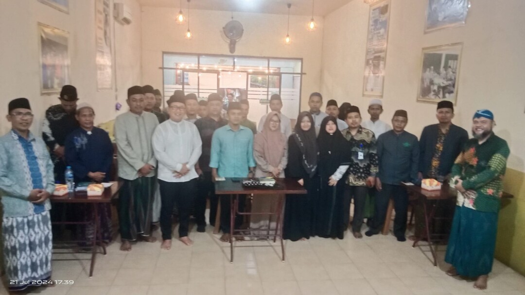 Saat Tutup Secara Resmi Pelatihan Standarisasi Guru Al-Qur’an, Mustasyar PCNU Kubu Raya, H. Sujiwo Sampaikan Hal Ini