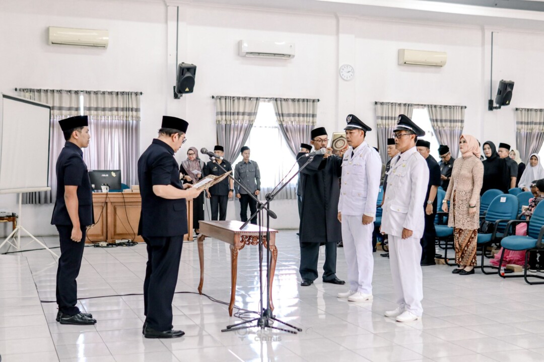 Lantik 2 Kades PAW, Pj Bupati Ciamis Sampaikan 4 Hal Utama