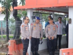 Kapolresta Tangerang Pantau Langsung Jalur Lintasan Buruh Menuju KP3B Serang
