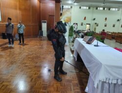 Kapolresta Tangerang Pastikan Keamanan Ibadah Malam Natal dengan Sterilisasi oleh Tim Gegana Sat Brimob Polda Banten