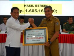 Bulan Dana PMI Karanganyar: 1,6 Miliar Diserahkan untuk Mendukung Kegiatan Kemanusiaan
