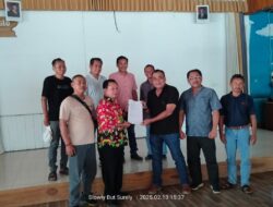 Protes Warga Simpang Raya Terhadap Jalan Rusak Akibat Aktivitas Perusahaan di Kutai Barat
