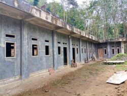 Pondok Pesantren Ibadurrahman Tertimbun Longsor Akibat Hujan Deras di Bandar Lampung