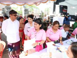 Walikota Jaya Negara Tinjau Safari Kesehatan di Banjar Oongan, Dekatkan Pelayanan Kesehatan Bagi Masyarakat.