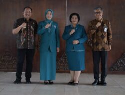 PENGUKUHAN DAN SERAH TERIMA JABATAN KETUA TIM PENGGERAK PKK KABUPATEN KARANGANYAR MASA BHAKTI 2025-2030