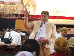 Wali Kota Bekasi Apresiasi Pagelaran Wayang Kulit Modern Bersama Ki Gunarto Gunotalijendro