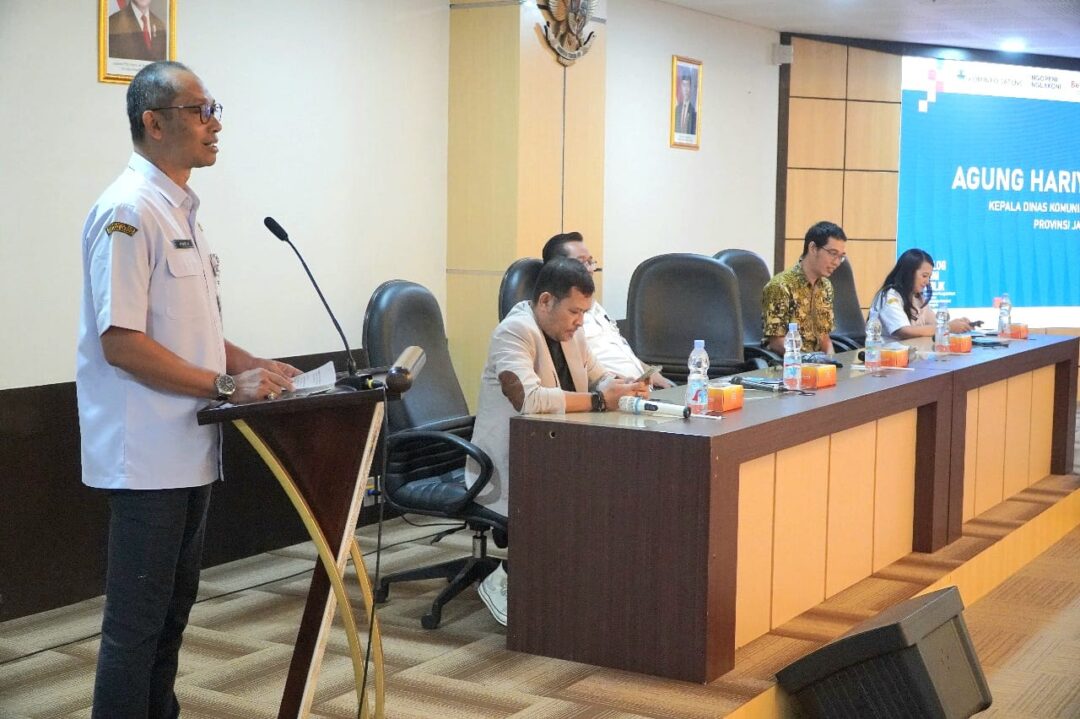 Dialog Opini Publik8