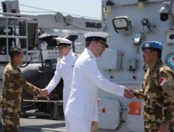 PERKUAT DIPLOMASI, DANSATGAS MTF TNI KONGA XXVIII-P/UNIFIL LAKSANAKAN INFO SHARING DENGAN KOMANDAN KAPAL PERANG JERMAN DAN BANGLADESH
