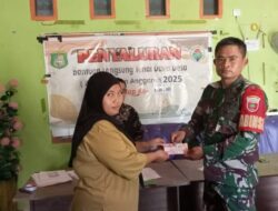 Sinergi TNI dan Pemerintah Desa: Babinsa Koramil 01/Pasangkayu Kawal Penyaluran BLT 2025