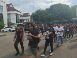 Polisi Tangkap 23 Preman Berkedok Jukir Liar di Bogor, Sita Uang Pungli dan Miras