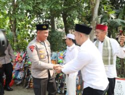 Kebersamaan Ulama dan Aparat Kepolisian: Kapolda Banten Hadiri Acara Walimatussafar di Serang