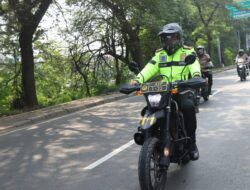 Pastikan Ibadah Kenaikan Isa Al-Masih Aman di Kota Tangerang, Kapolres Keliling Patroli Gunakan Motor