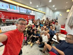 Kunjungan Mission Trip Cornerstone Singapore Memberkati Livingstone Community Church dan Panti Asuhan Rumah Buah Hati Yogyakarta