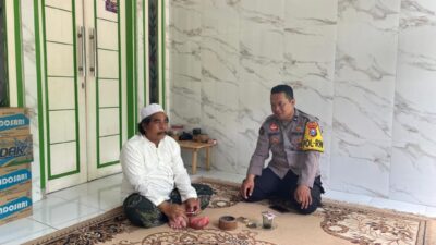 Bhabinkamtibmas Pererat Silaturahmi dengan Sambangi Pondok Pesantren Nurul Islam Triwung Lor