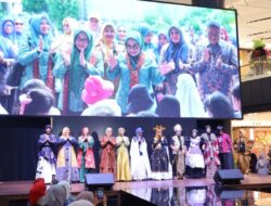 Pesona Kader PKK Bekasi Guncang BCFM 2025: Kreativitas Tanpa Batas, Budaya Lokal Jadi Inspirasi!