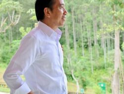 Di Tengah Isu dan Tekanan Politik, Rekam Jejak Kepemimpinan Jokowi Tetap Menjadi Ukurannya