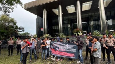 Aliansi Masyarakat Anti Korupsi Geruduk KPK, Desak Penetapan Tersangka Terhadap Ono Surono