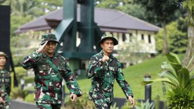 Tempuh Hanmars 7 Kilometer, Prajurit Divif 1 Kostrad Asah Daya Tahan dan Mental Tempur