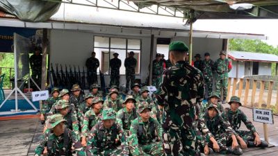 Danbrigif TP 32/Mangkalihat Pantau Langsung Latihan Menembak, Tekankan Pentingnya Kesiapan dan Profesionalisme Prajurit