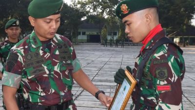 Pratu Danu Jadi Inspirasi Prajurit Muda, Brigif 6 Kostrad Beri Penghargaan atas Rentetan Gelar Juara Nasional