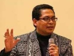 IKHTIAR MEMBANGUN GERBANG AKADEMIK ISLAM KAWASAN BORNEO