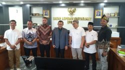 Warga Kemuning Desak Bukti Klaim Kawasan Hutan ; Masyarakat Kemuning Pertanyakan Klaim Kawasan Hutan