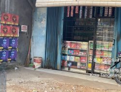 Gabungan Media Bersama GWI Temukan Kios Kosmetik Diduga Menjual Obat Keras Daftar G di Tangerang Selatan